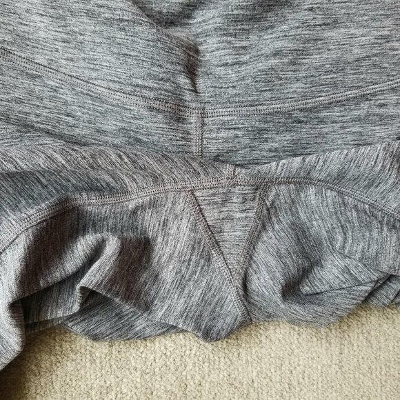 Lululemon Groove Super-High-Rise Flared Pant Nulu Grey, size 6, Tall - Picture 9 of 11